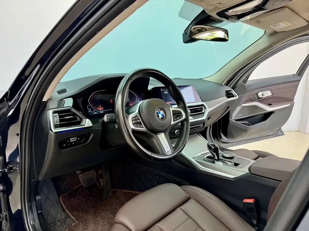 BMW 3 Series 2021 из CN, фото 4