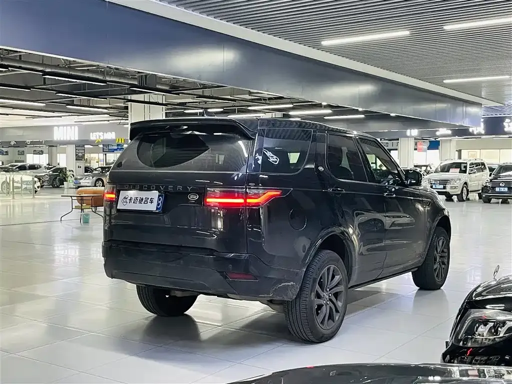 Land Rover Discovery 2021 из CN, фото 2