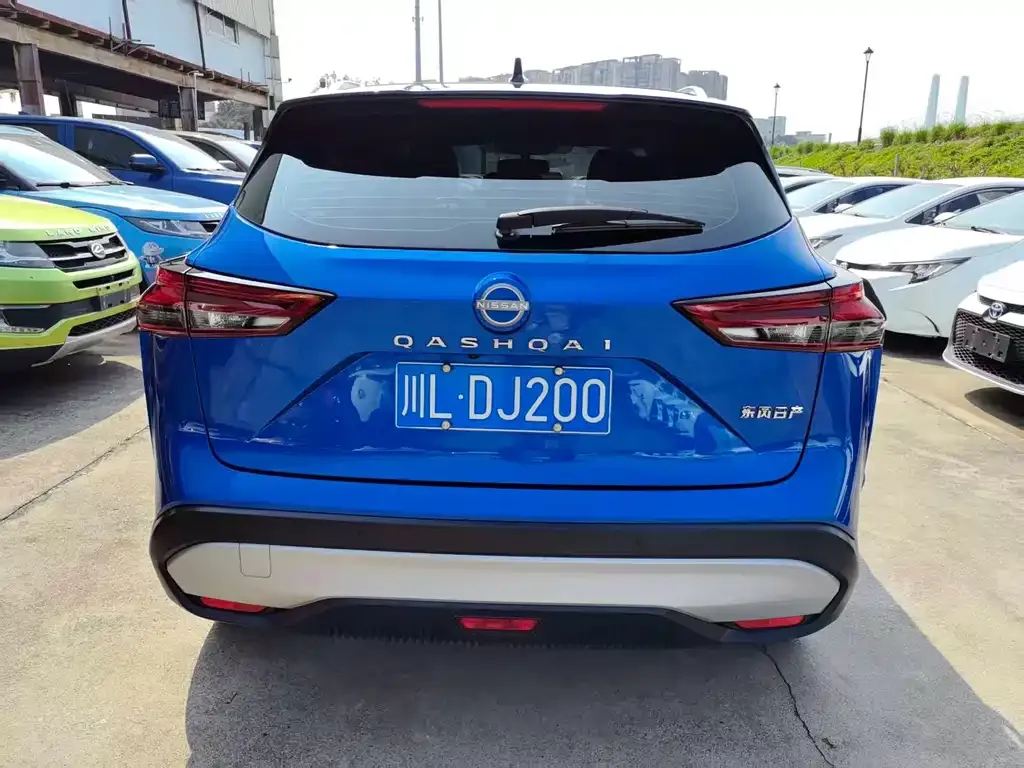 Nissan Qashqai — фото 10