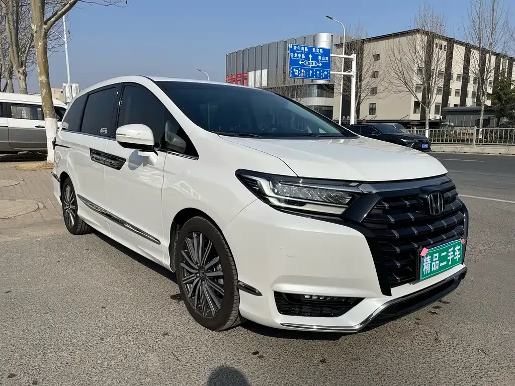 Honda Elysion 2022 из CN, фото 9