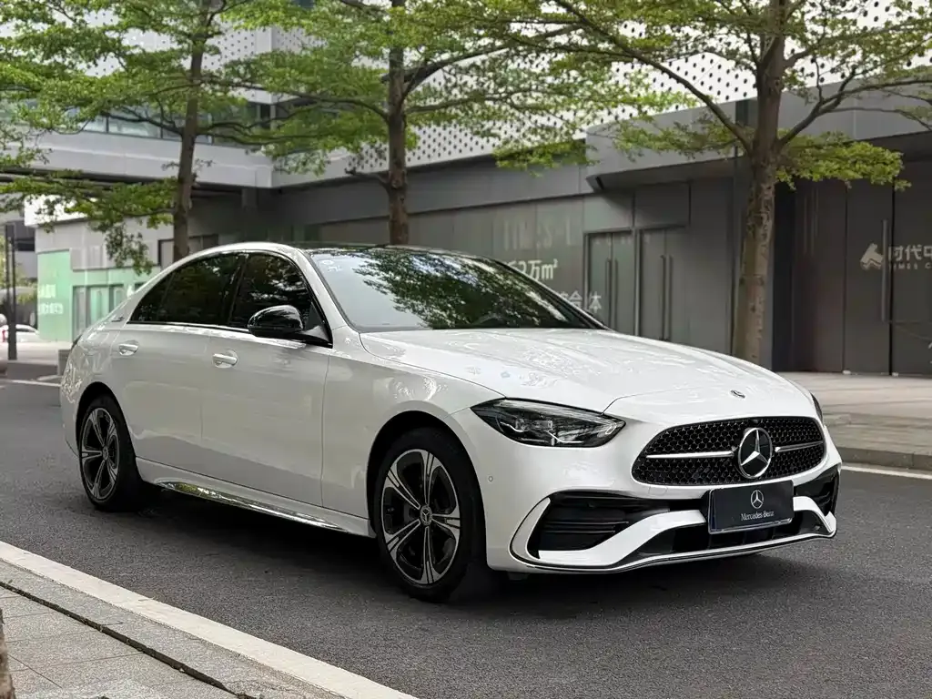 Mercedes-Benz C-Class — фото 10