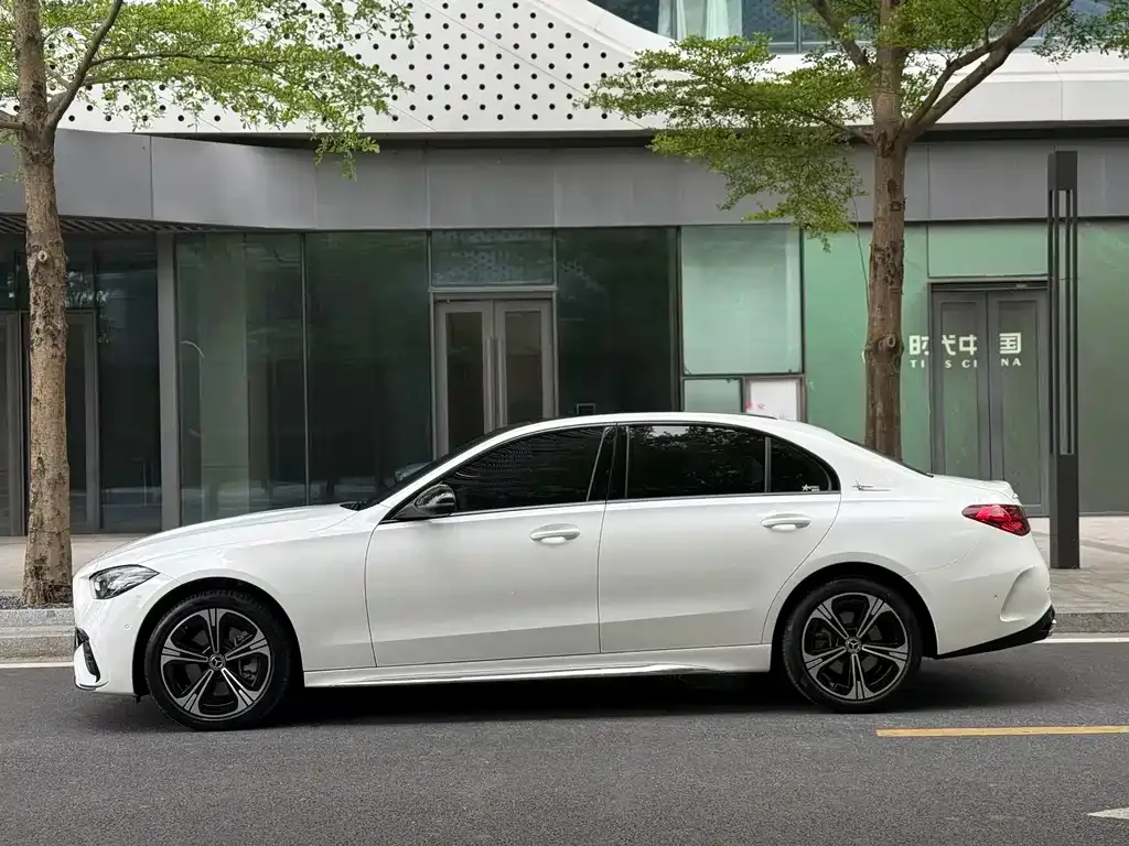 Mercedes-Benz C-Class — фото 3