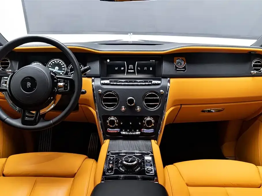 Rolls-Royce Cullinan 2021 из CN, фото 9