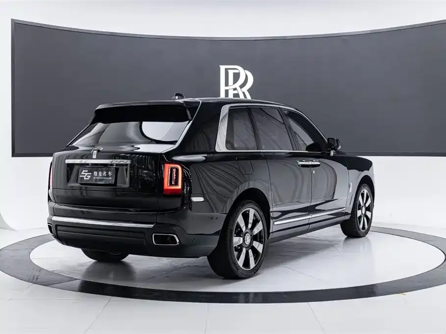 Rolls-Royce Cullinan 2021 из CN, фото 2