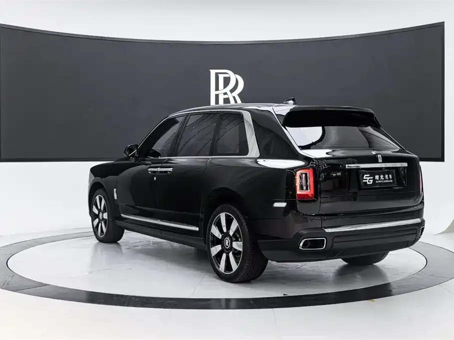 Rolls-Royce Cullinan 2021 из CN, фото 6