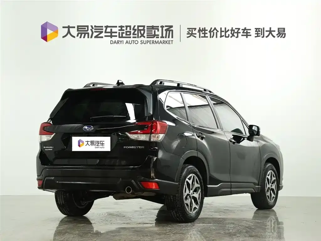 Subaru Forester 2022 из CN, фото 3