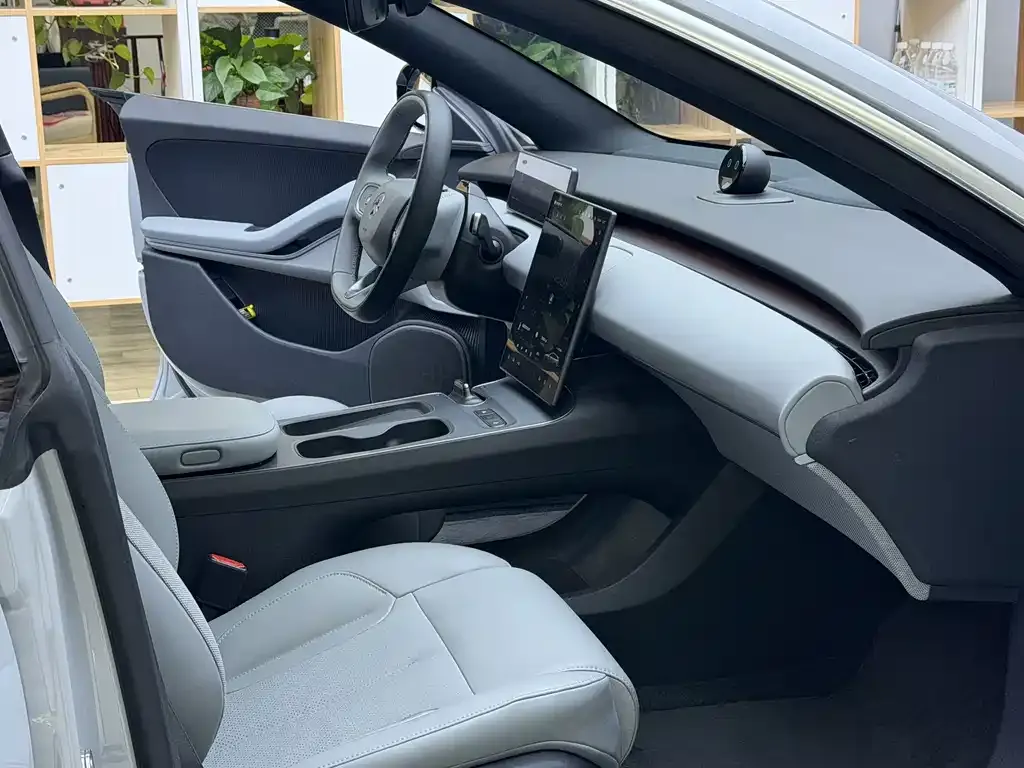 NIO ET5T 2024 из CN, фото 3