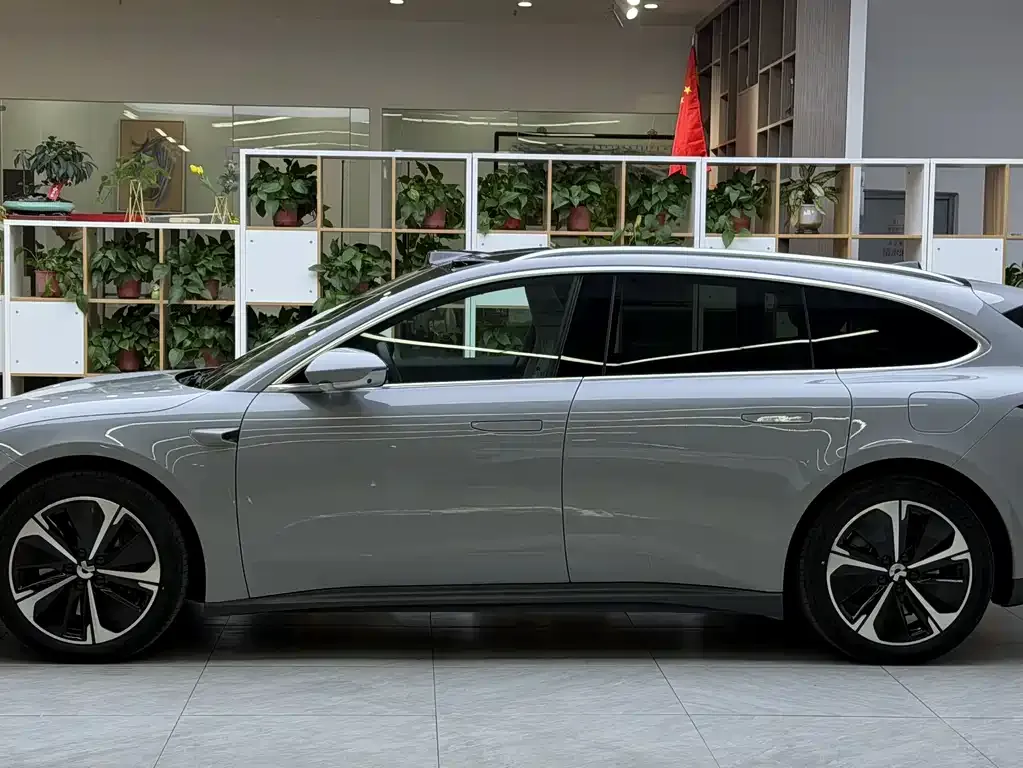 NIO ET5T 2024 из CN, фото 10