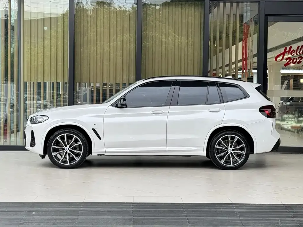 BMW X3 — фото 8