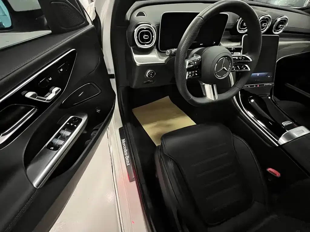 Mercedes-Benz C-Class 2024 из CN, фото 10