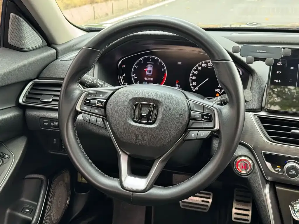 Honda Accord — фото 5