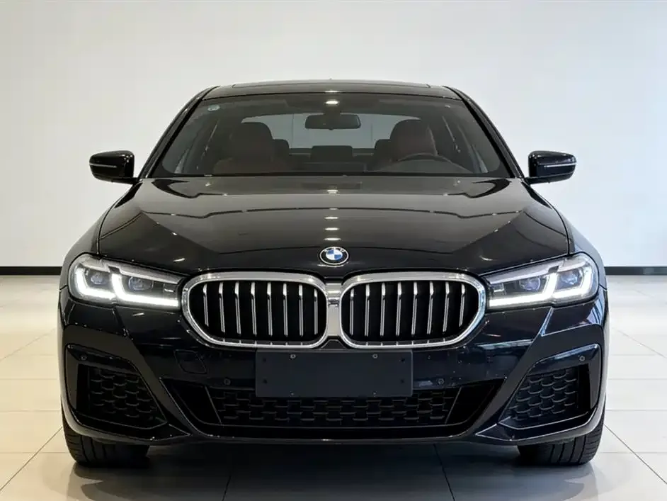 BMW 5 Series — фото 2