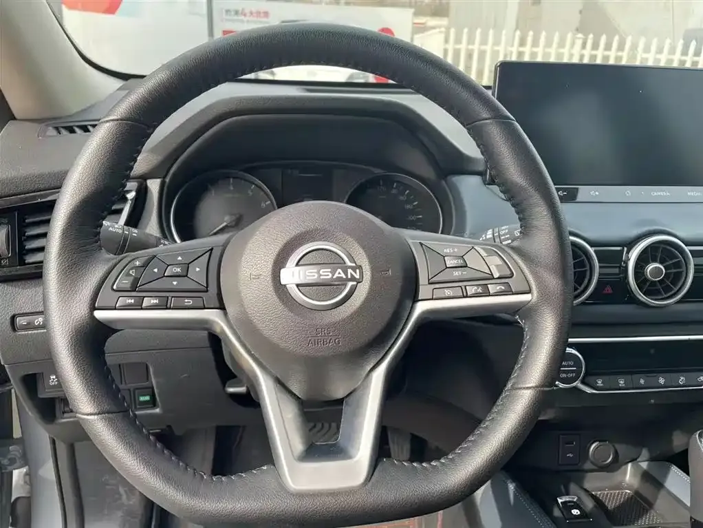 Nissan X-Trail — фото 10