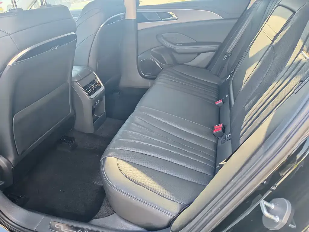Hongqi H5 2022 из CN, фото 2