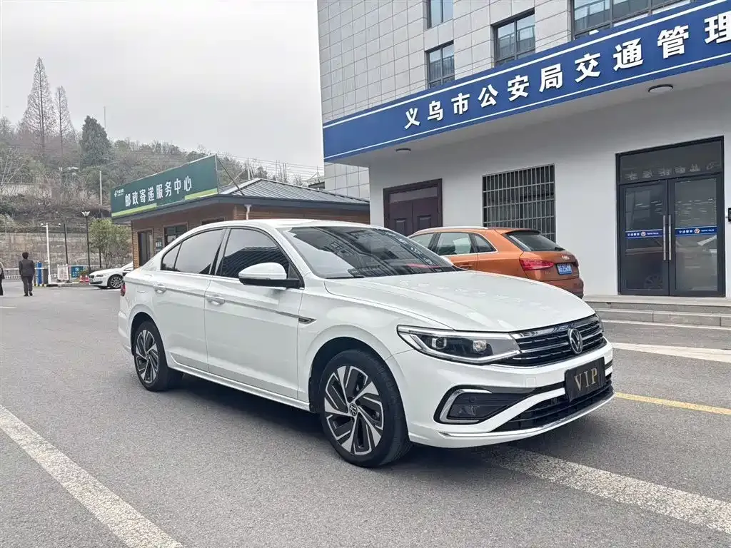 Volkswagen Bora 2023 из CN, фото 7