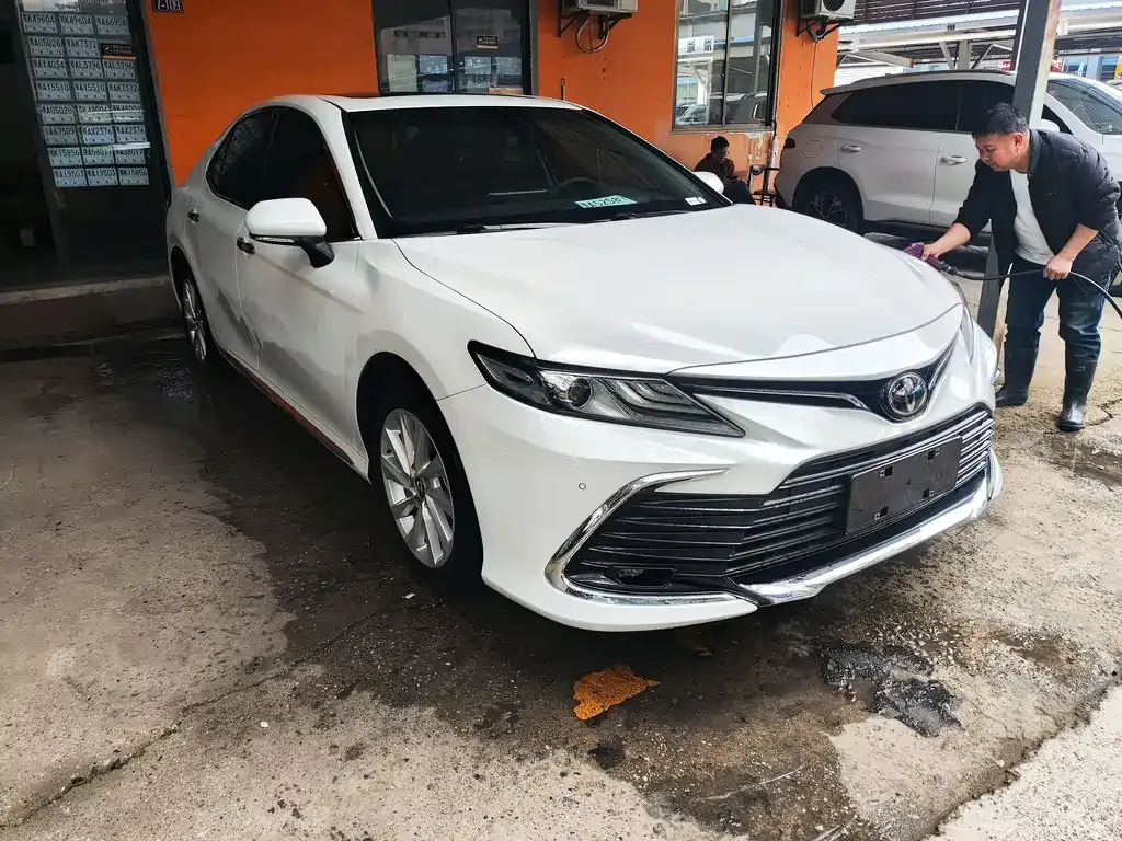 Toyota Camry 2023 из CN, фото 4