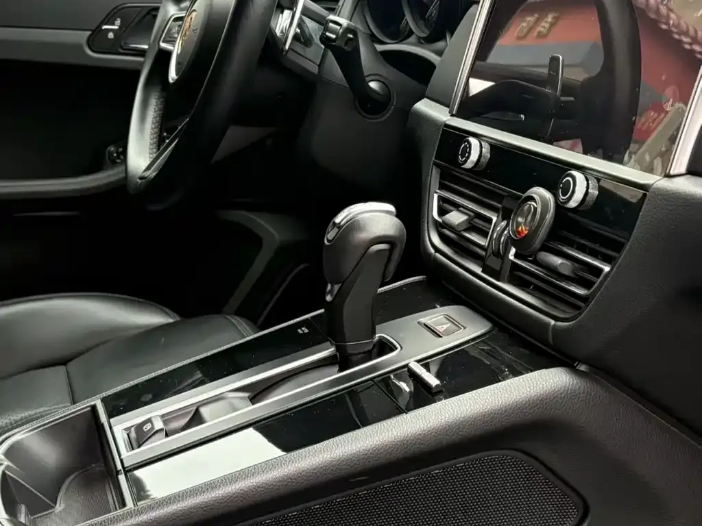 Porsche Macan 2022 из CN, фото 5