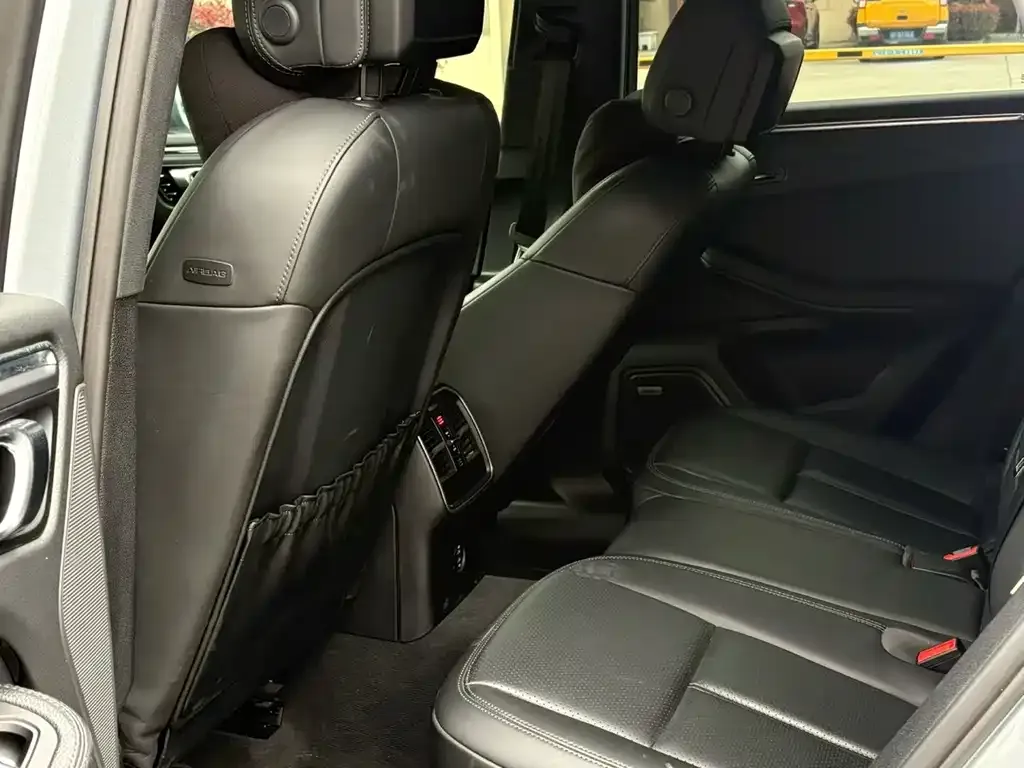 Porsche Macan 2022 из CN, фото 4