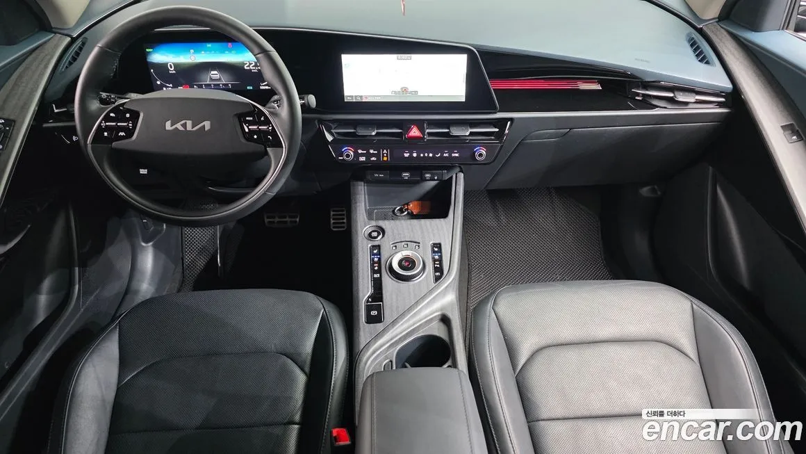 Kia Niro — фото 10
