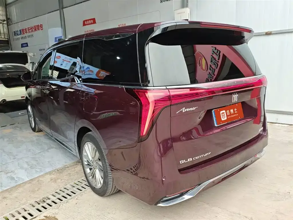 Buick Century 2023 из CN, фото 6