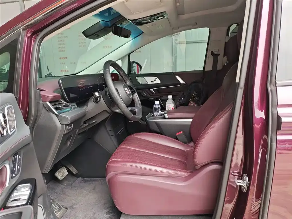 Buick Century 2023 из CN, фото 8