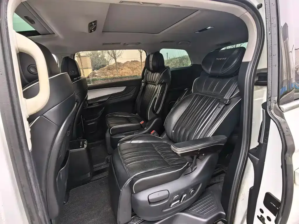 Roewe iMAX8 2021 из CN, фото 7