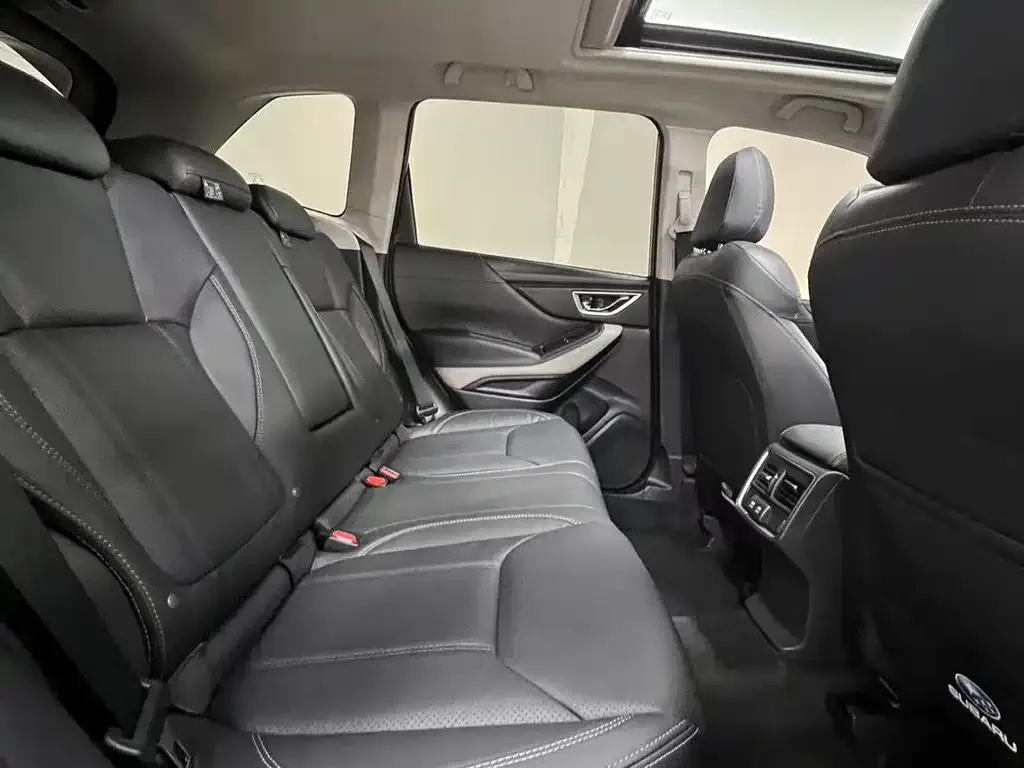 Subaru Forester 2022 из CN, фото 6