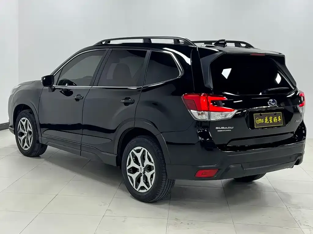 Subaru Forester 2022 из CN, фото 5
