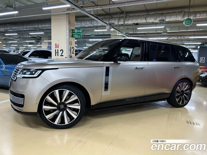 Land Rover Range Rover 2023 из KR, фото 3