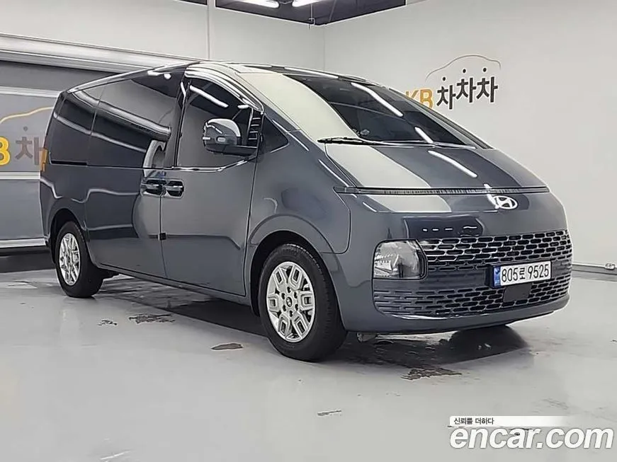 Hyundai Staria — фото 2