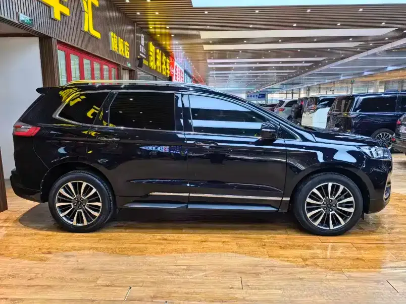 Ford Edge 2022 из CN, фото 8