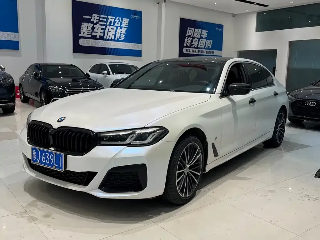 BMW 5 Series — фото 1