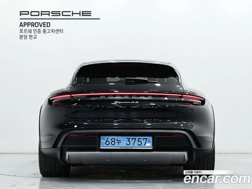 Porsche Taycan 2024 из KR, фото 4