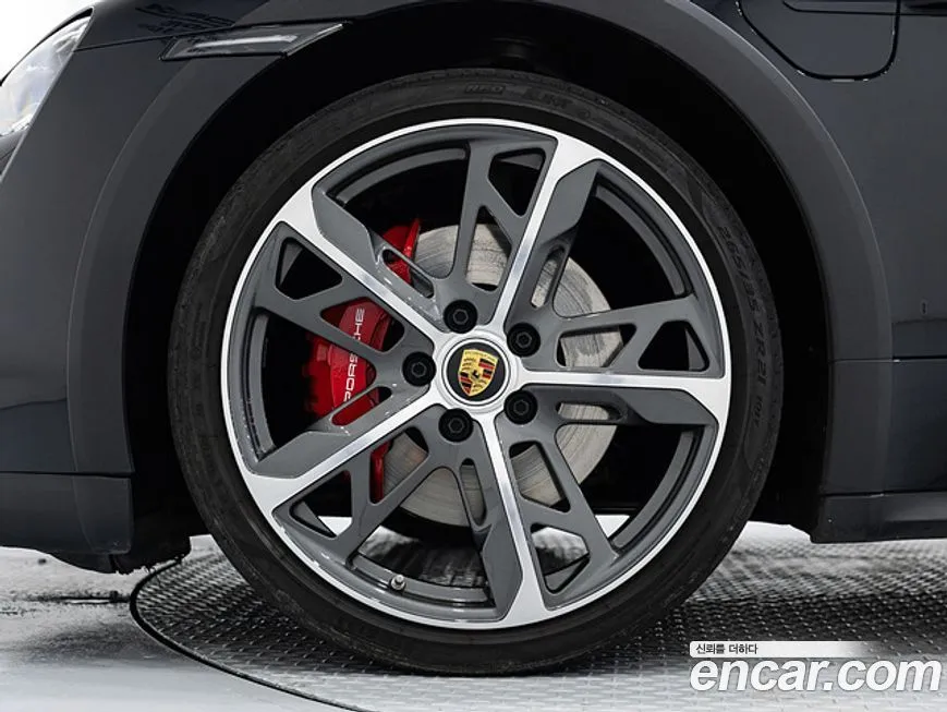 Porsche Taycan 2024 из KR, фото 9