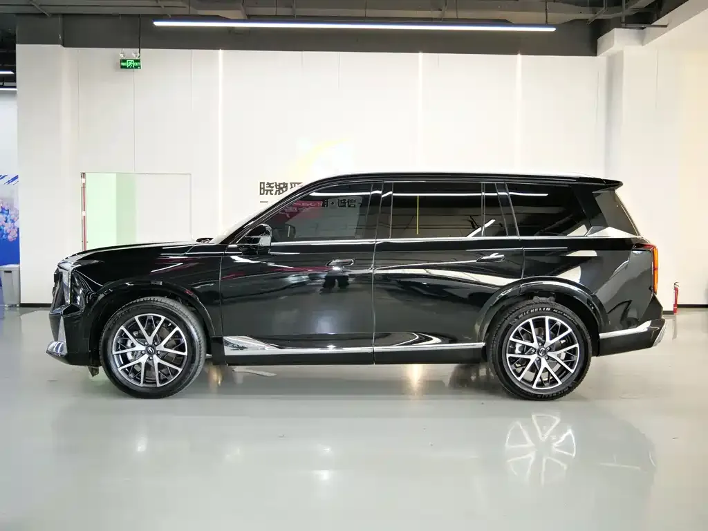 GAC Motor Trumpchi GS8 — фото 3