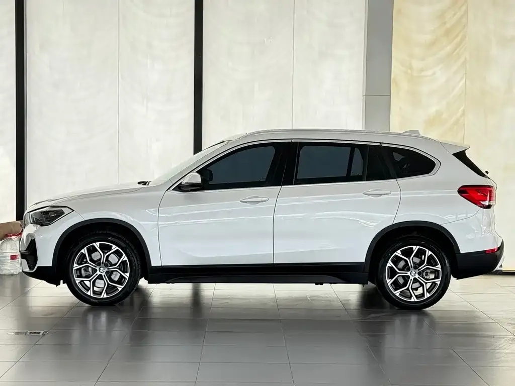BMW X1 2023 из CN, фото 8