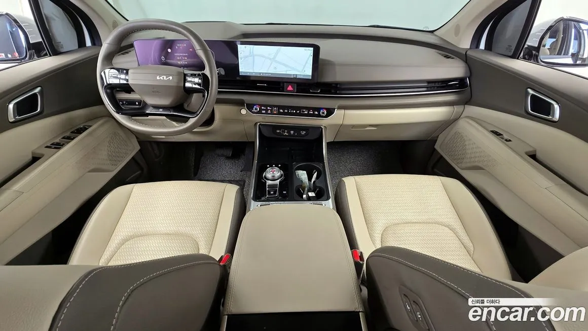Kia Carnival — фото 8