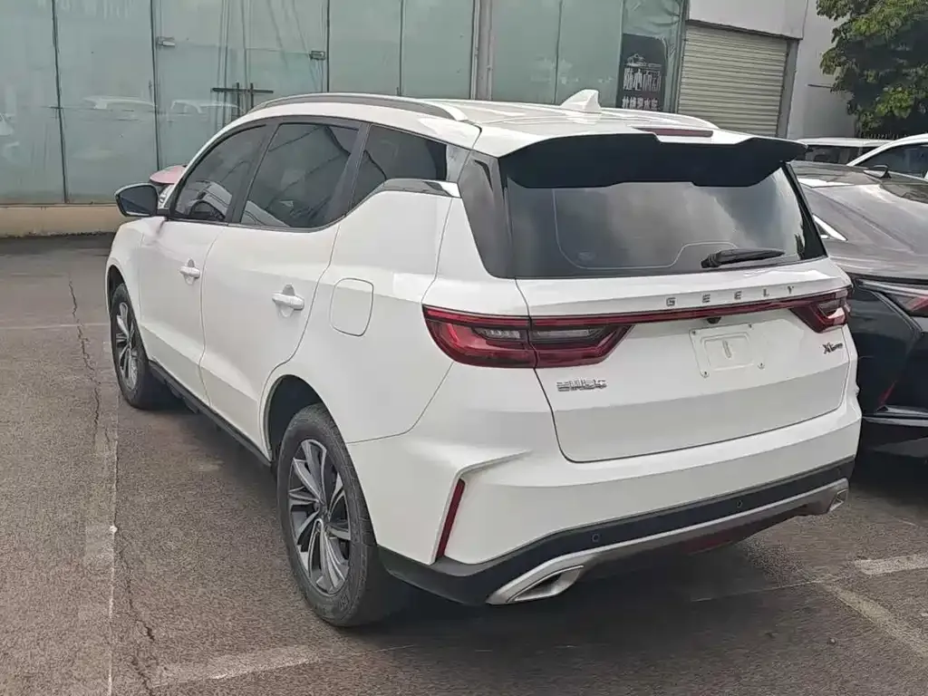 Geely Vision X6 — фото 3