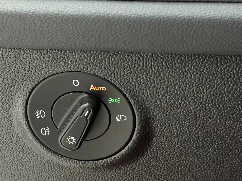 Volkswagen Tharu — фото 10