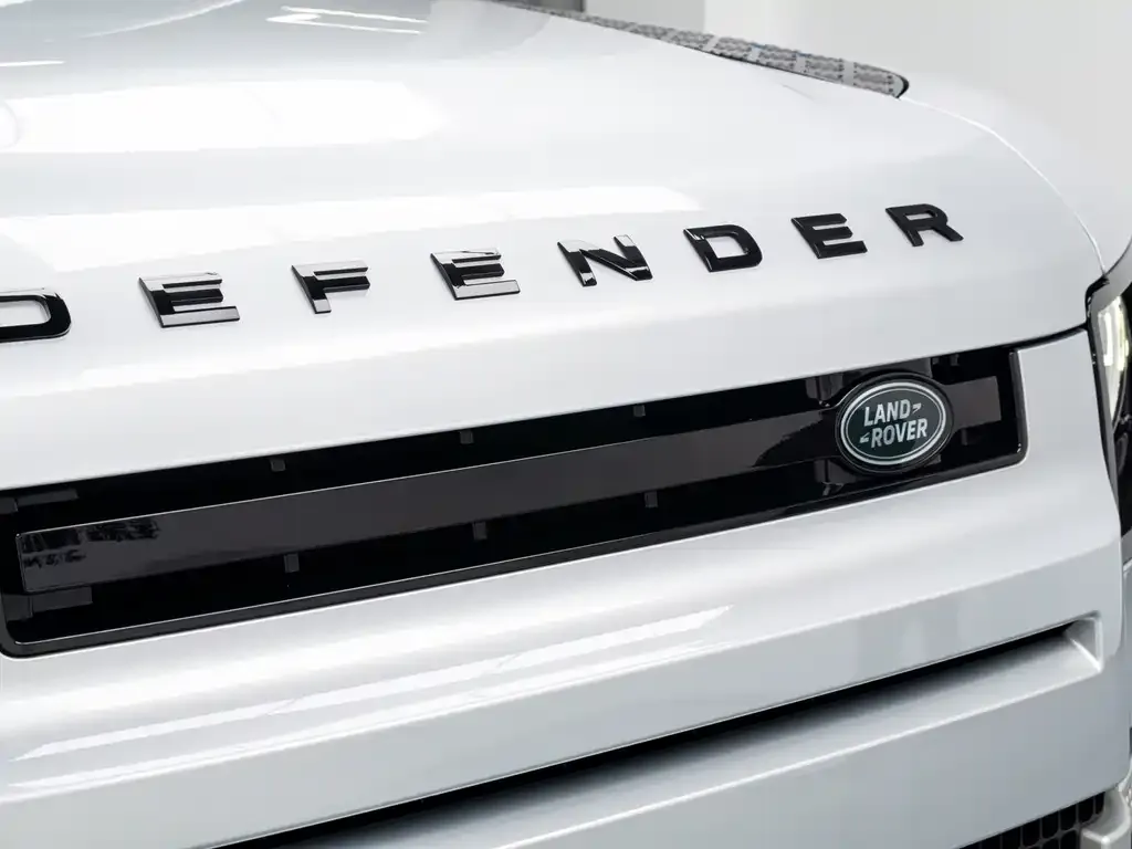Land Rover Defender — фото 4