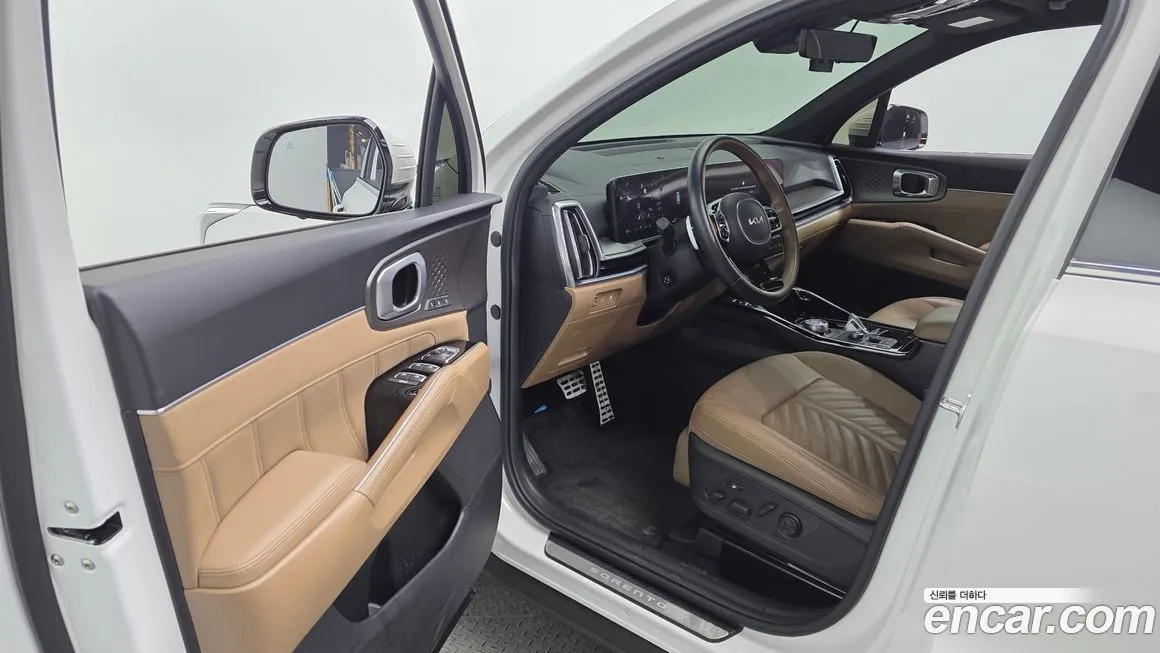 Kia Sorento — фото 9