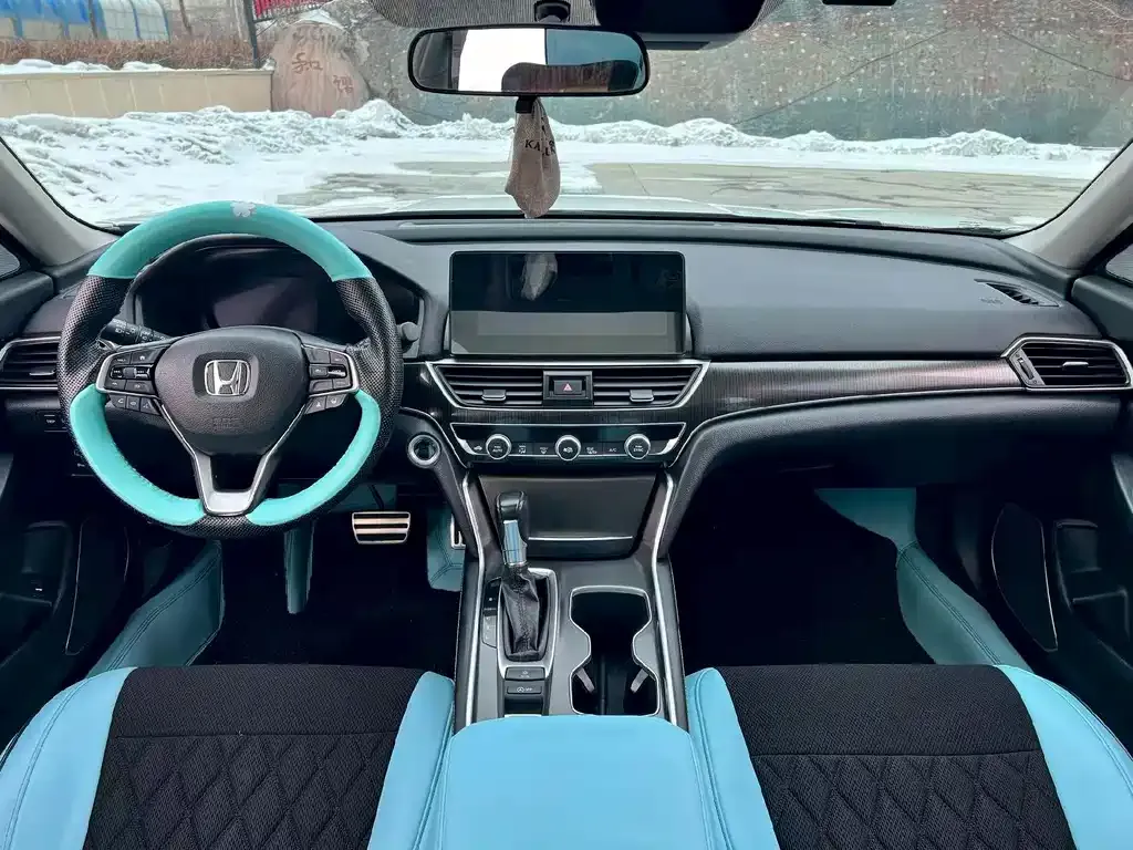 Honda Accord — фото 6