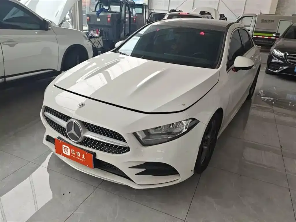 Mercedes-Benz A-Class — фото 1