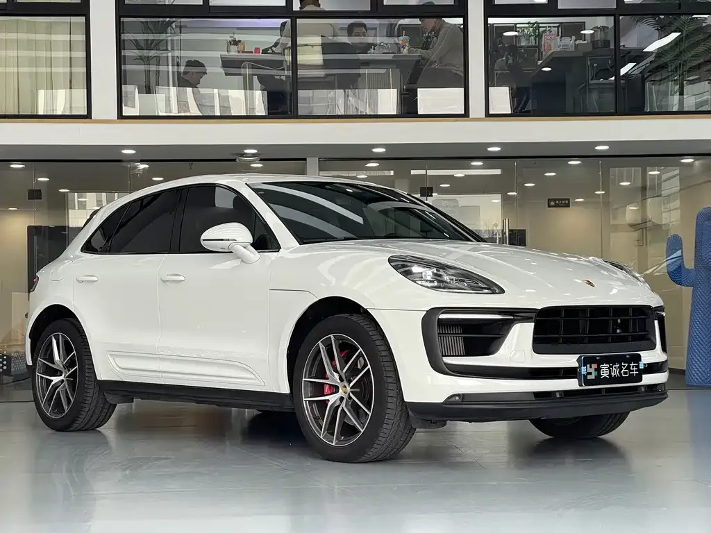 Porsche Macan — фото 8