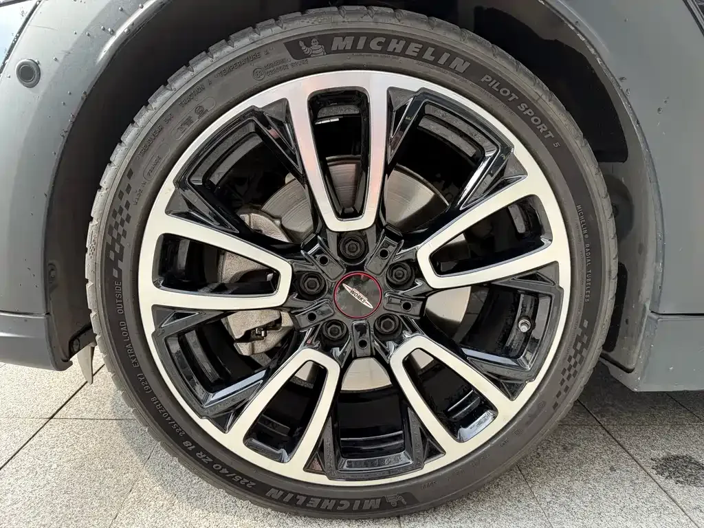 MINI Cooper (3-door) 2022 из CN, фото 3