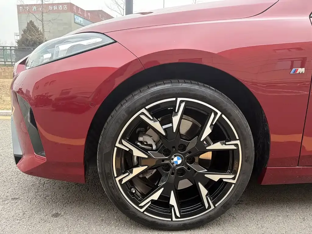 BMW 2 Series 2025 из CN, фото 8