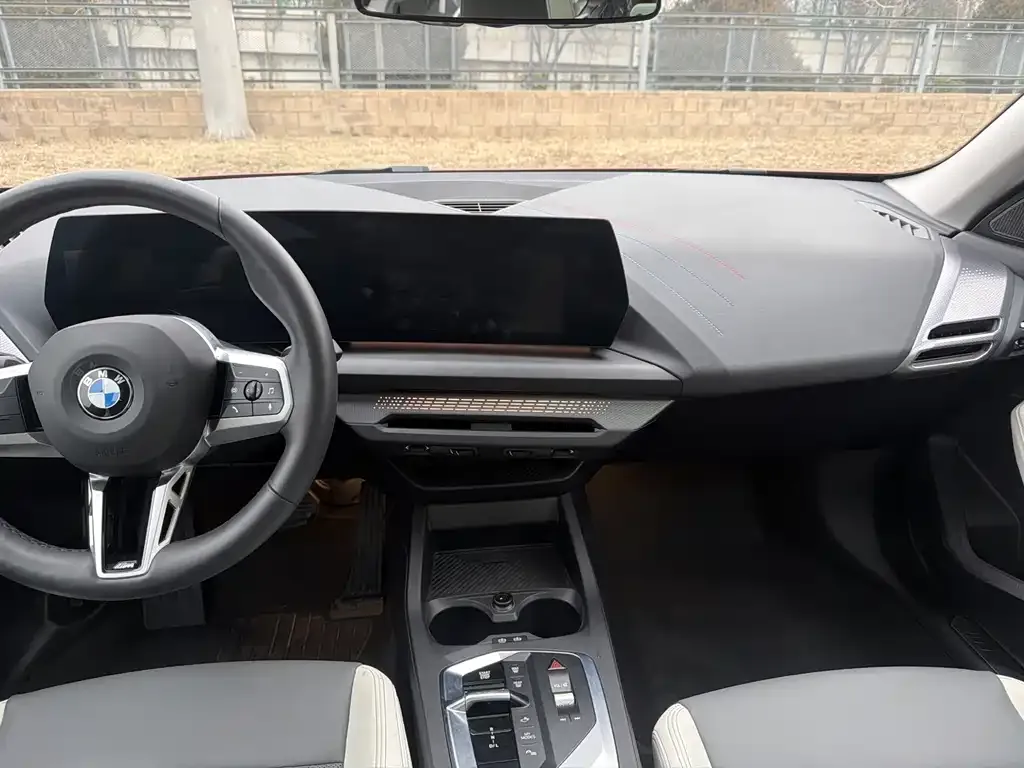 BMW 2 Series 2025 из CN, фото 6