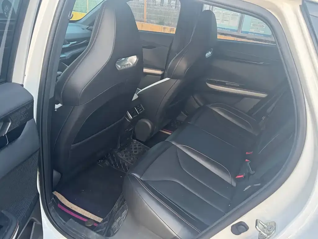 Changan UNI-V 2023 из CN, фото 6