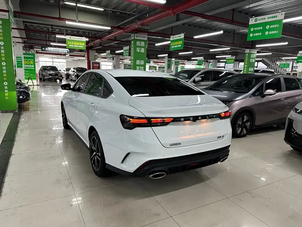 Geely Binrui — фото 10