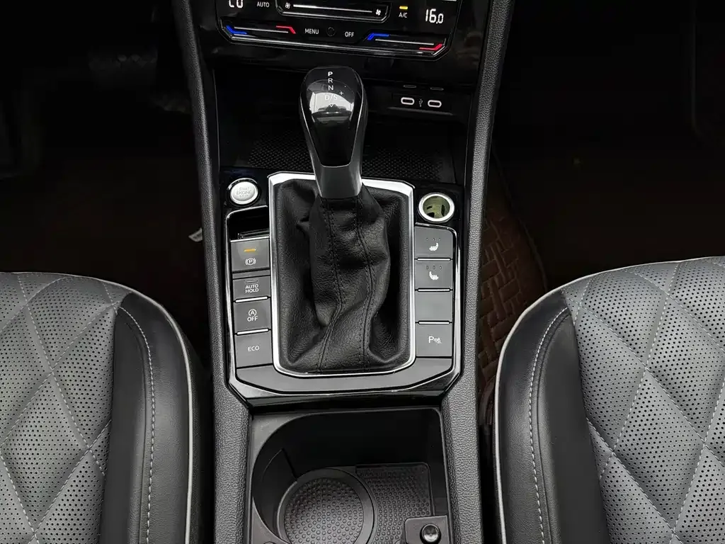 Volkswagen Sagitar 2022 из CN, фото 10